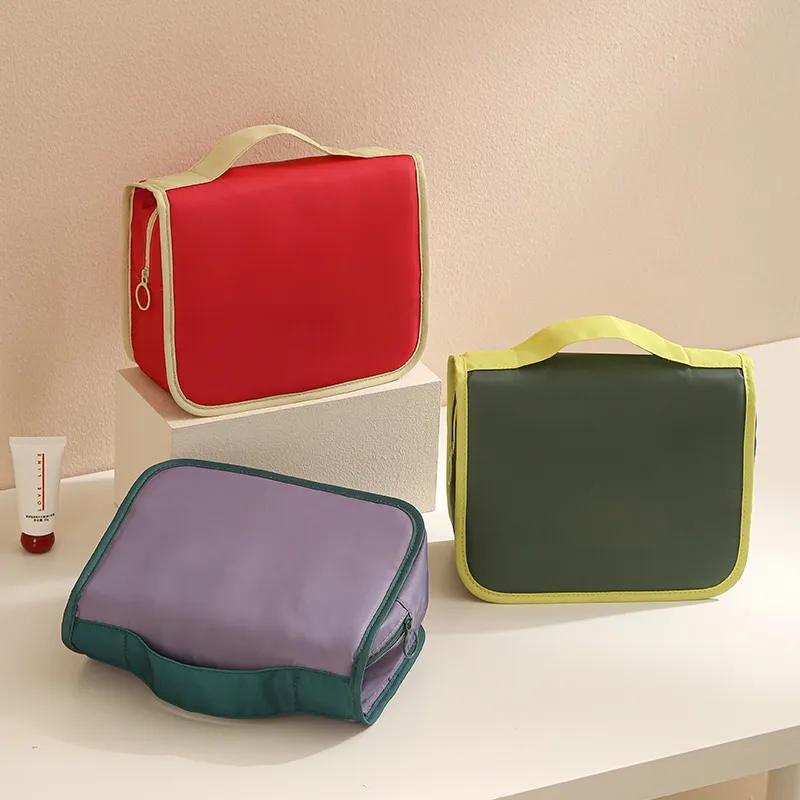 Dopamine green hook toiletry bag - Waterproof Bag-FY Custom Bag Manufacturer